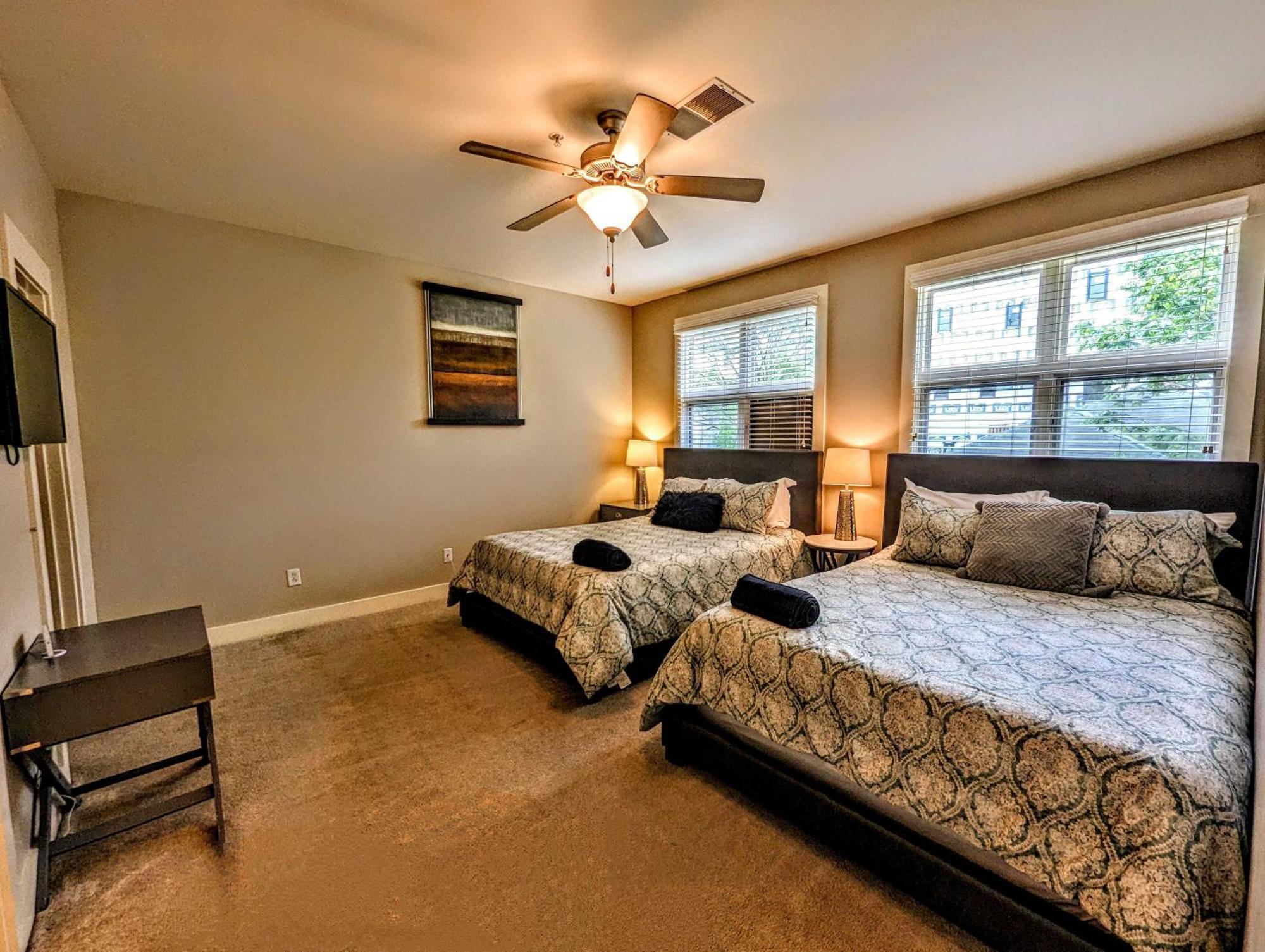Cashville - Stylish Minutes From Broadway Appartement
